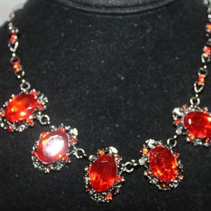 Nwt: Dark Antique Silvertone Red Stone Necklace